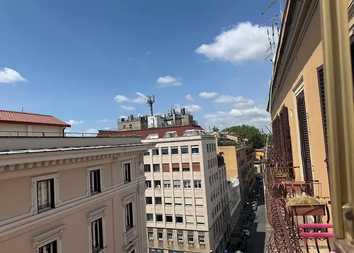 Anthony House, Anthony Floor 3, Castro Pretorio